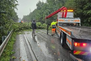 Silný vietor na severe Slovenska