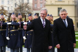 Robert Fico, Petr Fiala