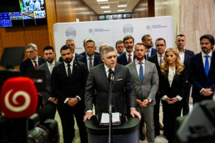 VLÁDA: Vyjadrenia po Bezpečnostnej rade SR