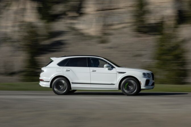 Bentayga speed 4.jpg
